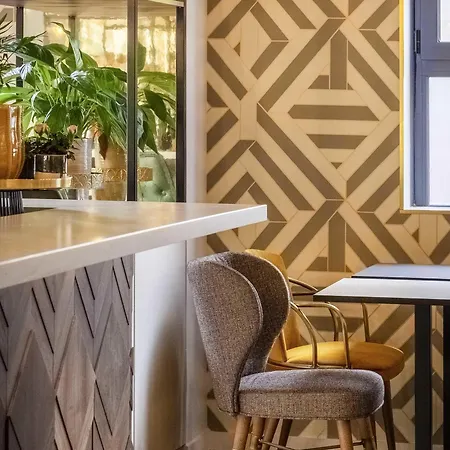Mercure Bercy Bibliotheque מלון