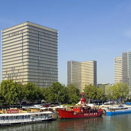 Mercure Bercy Bibliotheque מלון 4*
